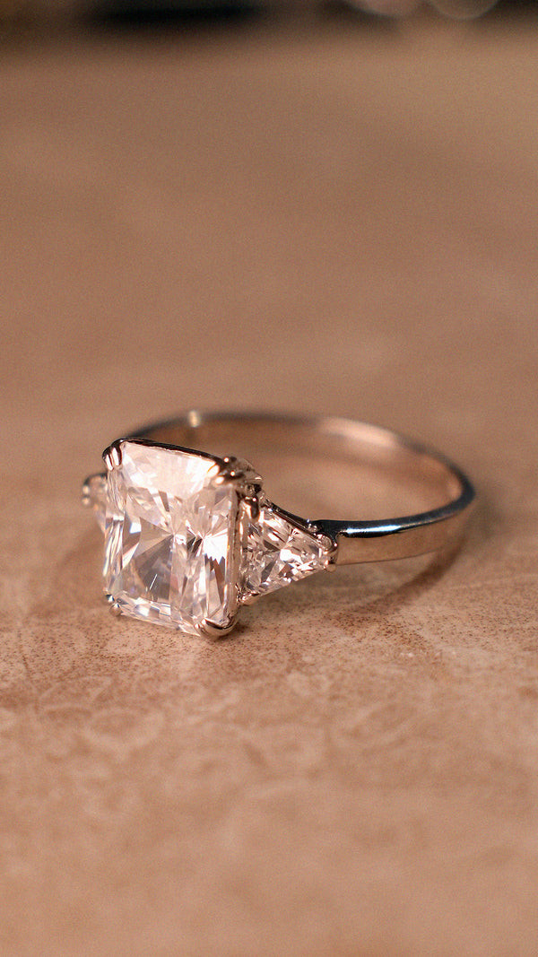 Alma Ring Sterling Silver