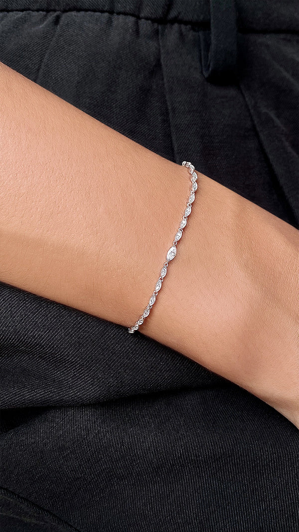 Elegant sterling silver bracelet for women