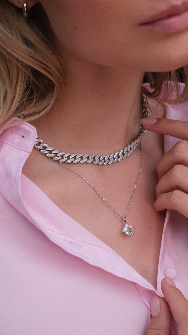 Chester Pendant 9K White Gold