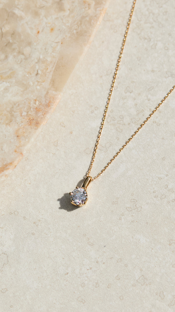 Elle Diamond Necklace 18K Yellow Gold