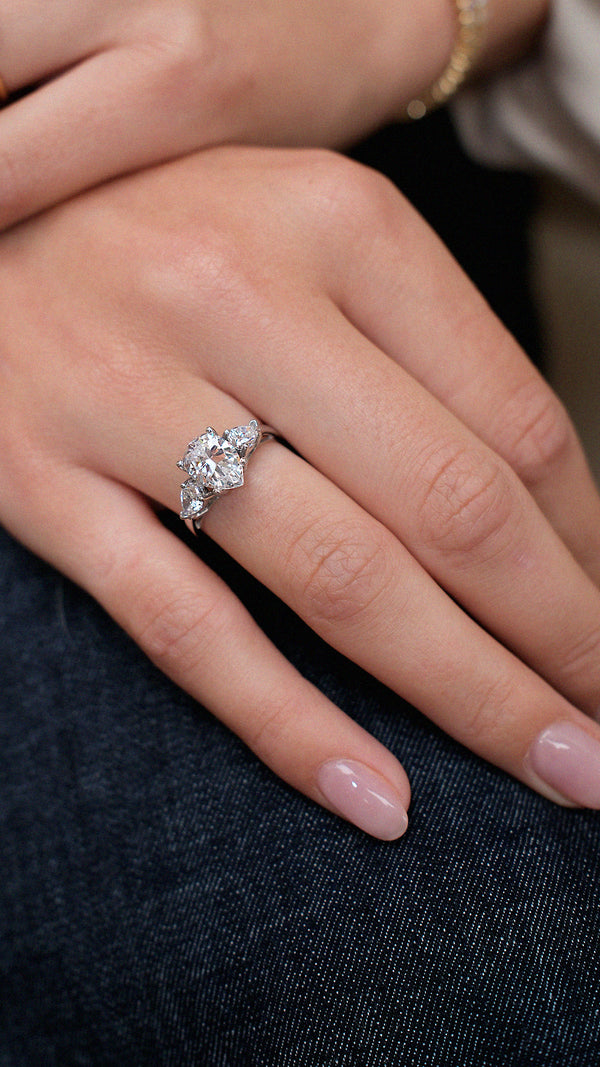 Henrietta Ring 9K White Gold