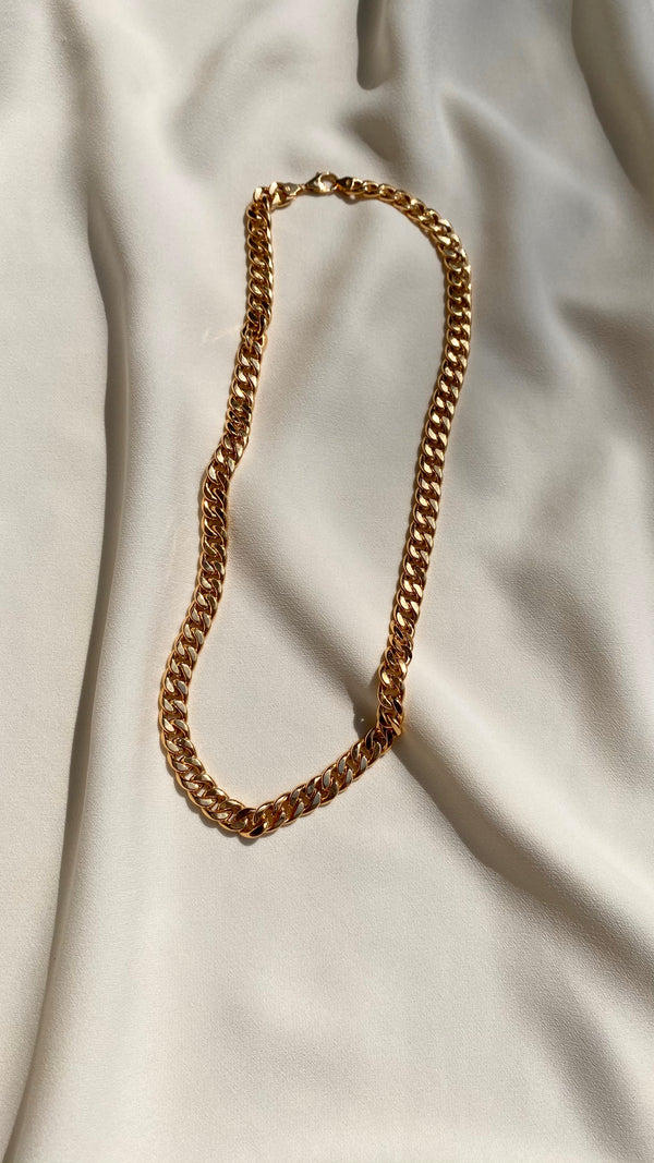 Amoury Necklace 18K Yellow Gold