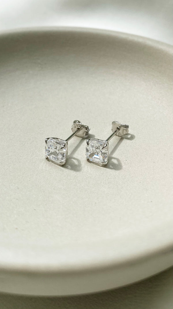 Charlie Stud Earrings 9K White Gold
