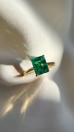 Evelyn Ring 18K Yellow Gold Emerald