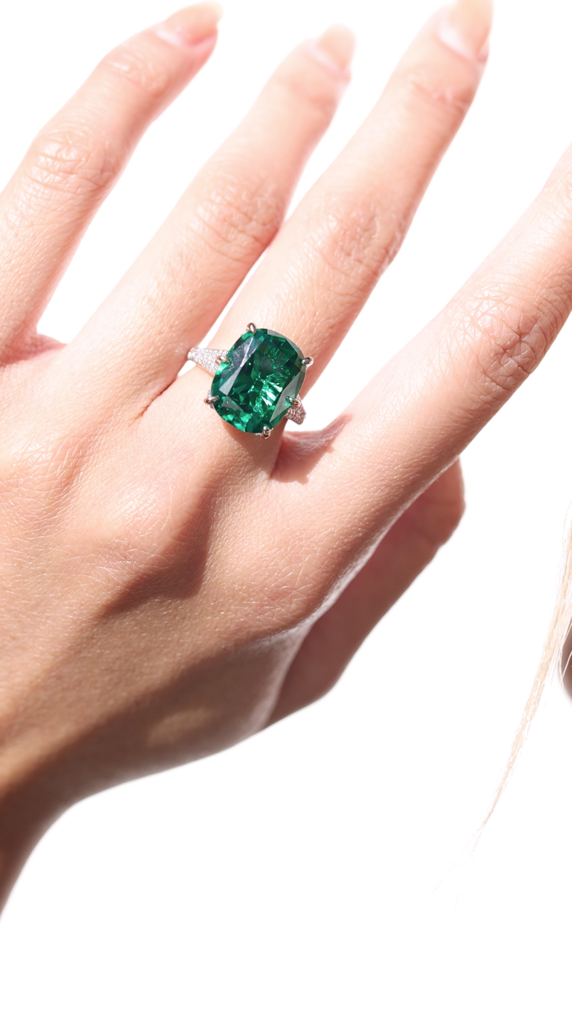 Tatum Emerald Green Ring Sterling Silver