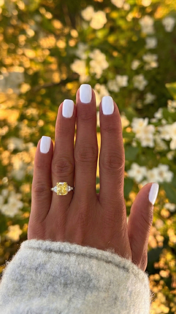 Alma Ring Light Yellow Sterling Silver