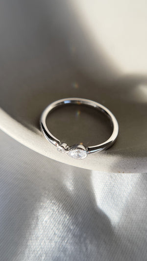 Andie Ring White Gold Plated