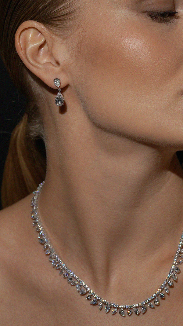 Arabella Earrings 9K White Gold