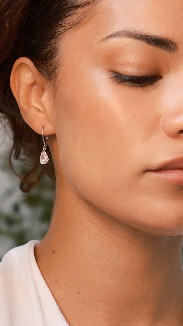 Blythe Earrings 9K White Gold