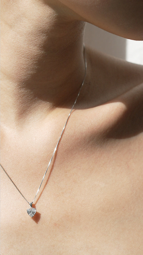 Camden Necklace 1.5ct 9K White Gold