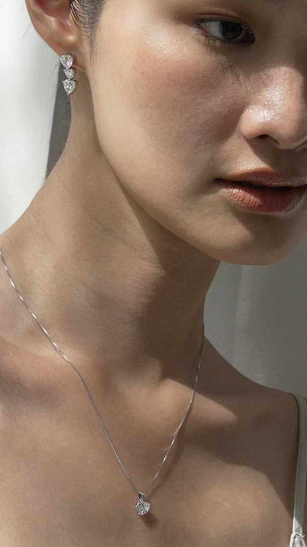 Camden Necklace 1.5ct 9K White Gold