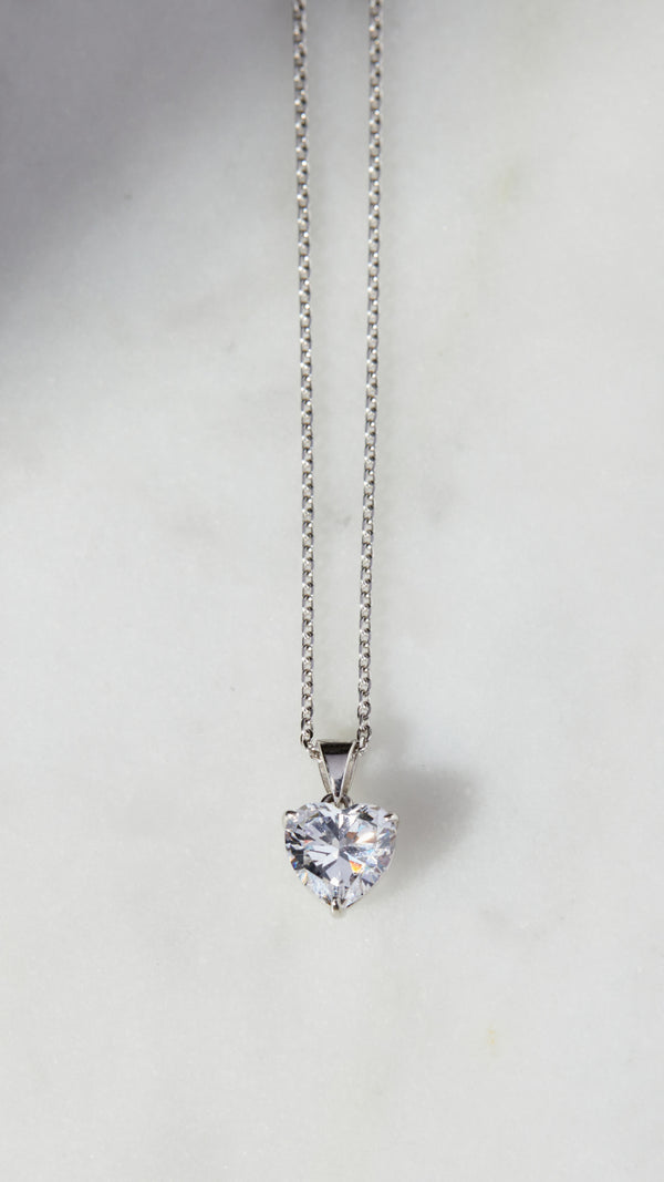 Camden Necklace 1.5ct 9K White Gold