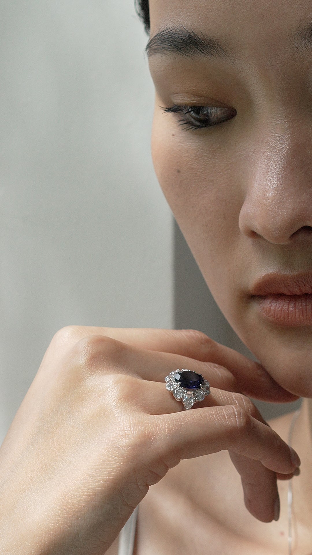 Carmine Sapphire Oval