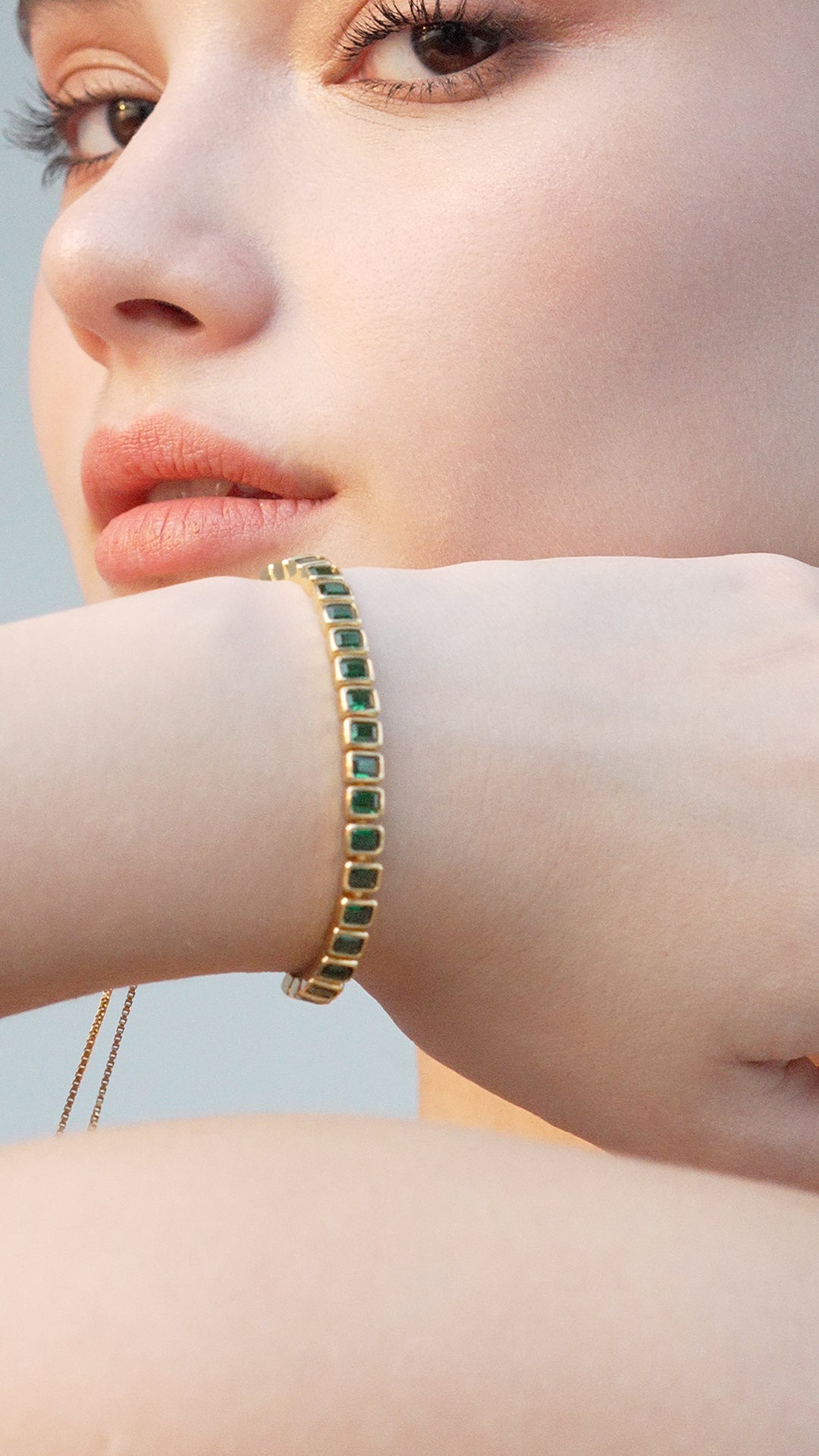 Emerald gold bracelet store