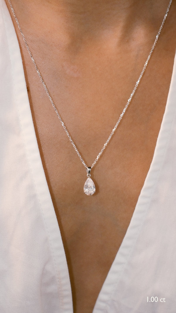 Cecile Necklace 9K White Gold