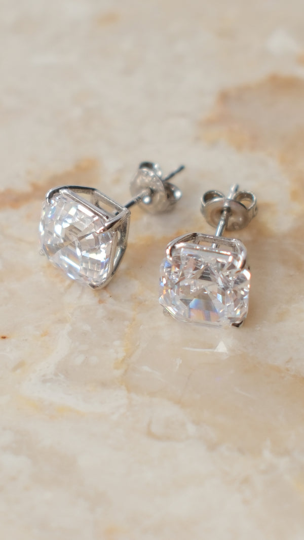 Charlie Stud Earrings 9K White Gold