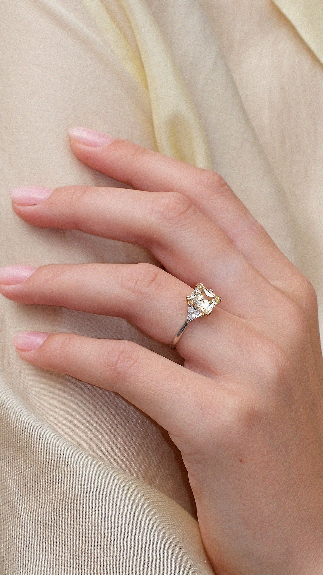 Chester Ring Light Yellow Sterling Silver