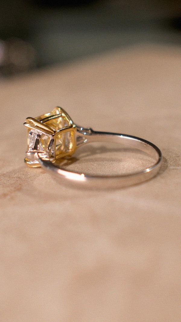 Chester Ring Light Yellow Sterling Silver