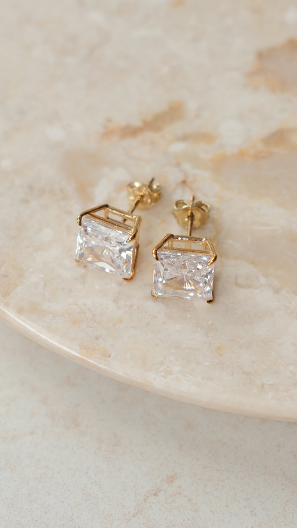 Chester Stud Earrings 9K Yellow Gold