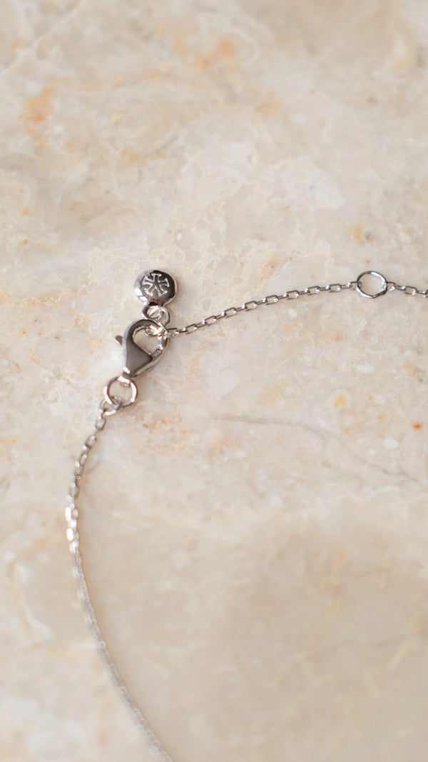 Adjustable sterling silver star motif necklace for women.