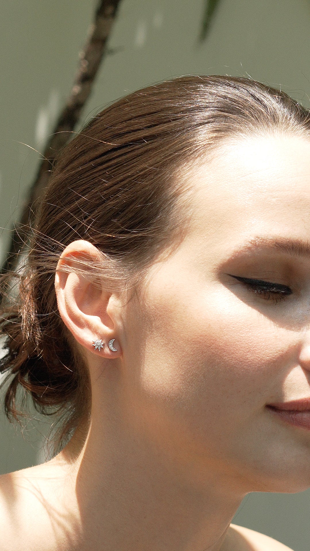 Comet Stud White Gold Plated