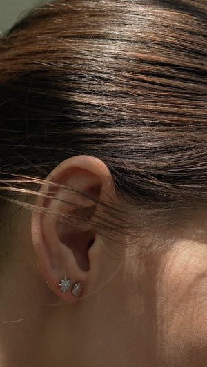 Comet Stud White Gold Plated
