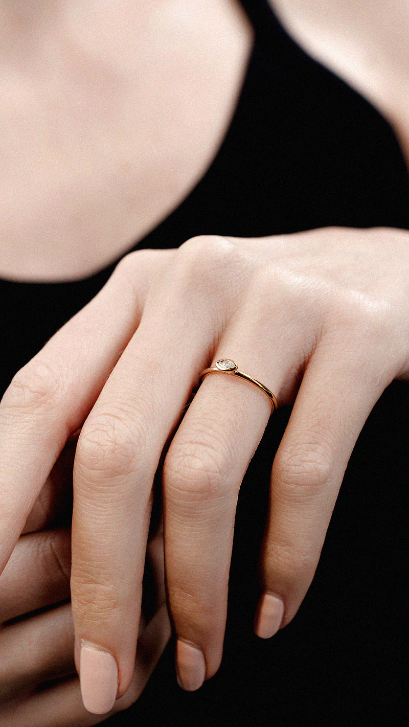 Dixie Lab Grown Diamond Ring 9K Yellow Gold CARAT* LONDON