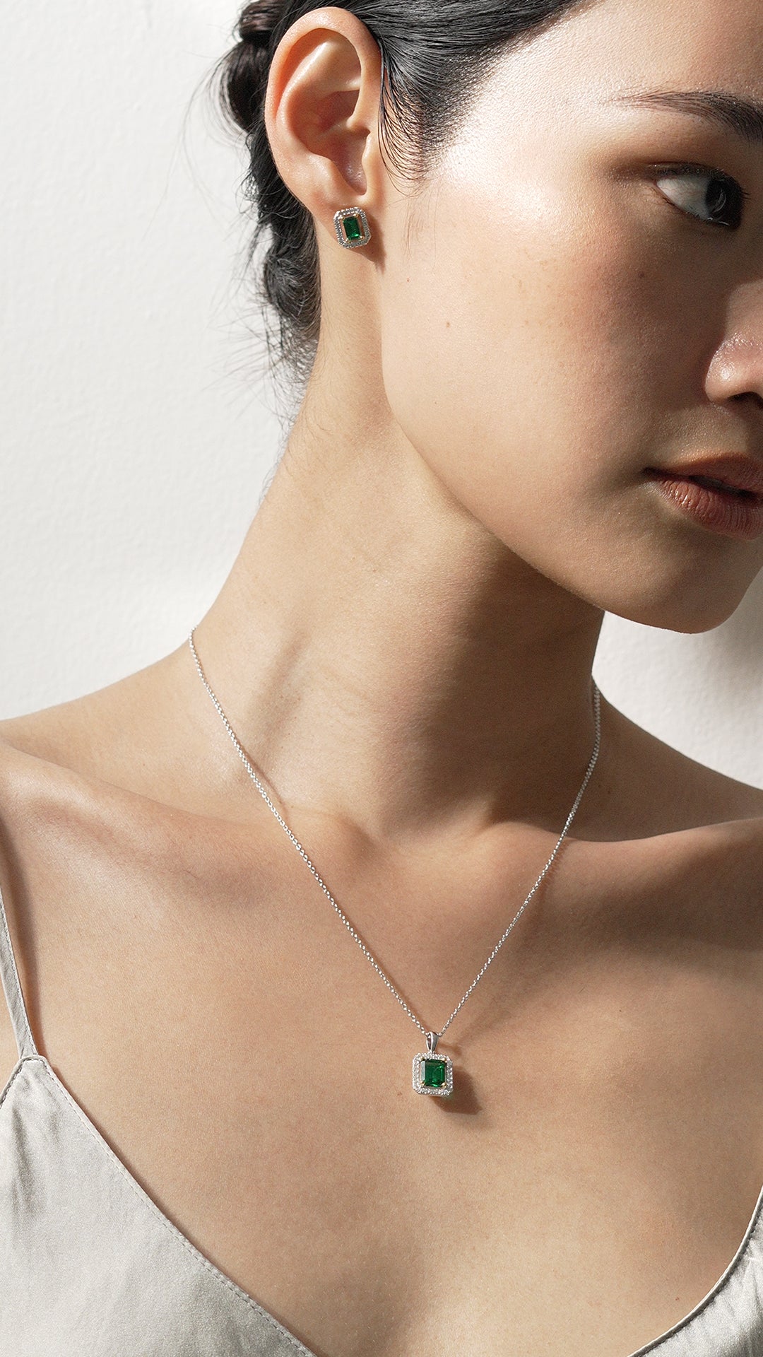 Eton Green Borderset Necklace