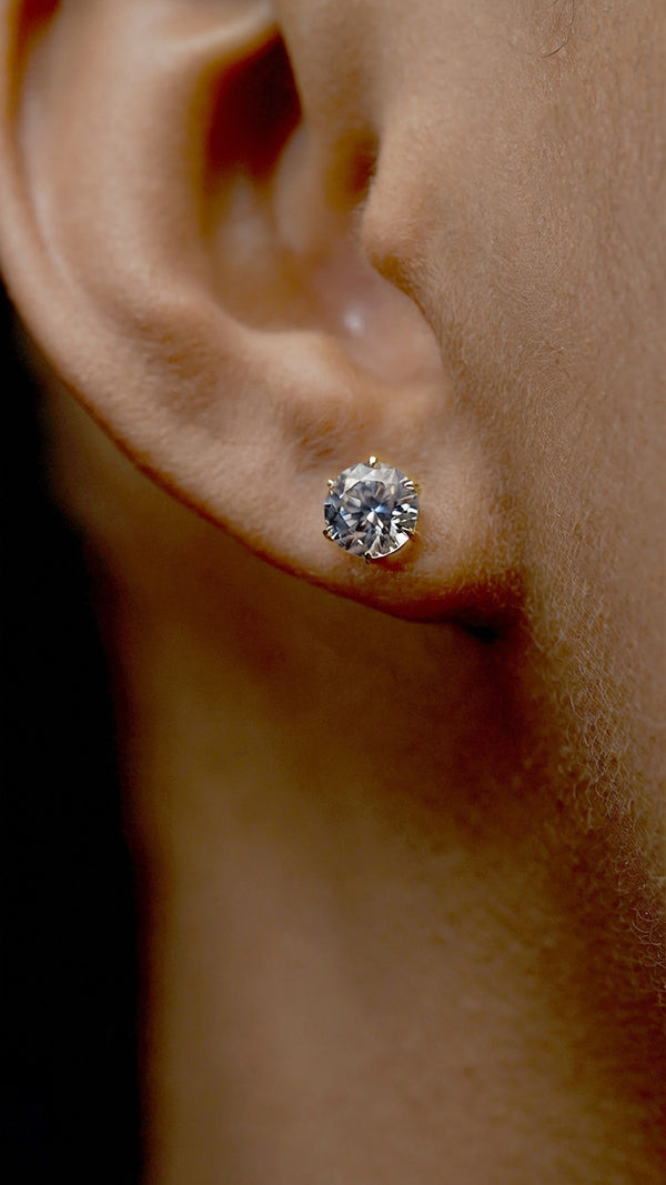 Elle Diamond Stud Earrings 18K Yellow Gold