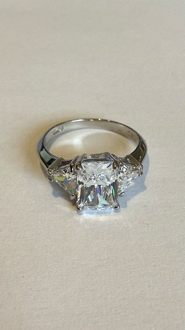 Farrah Ring Sterling Silver