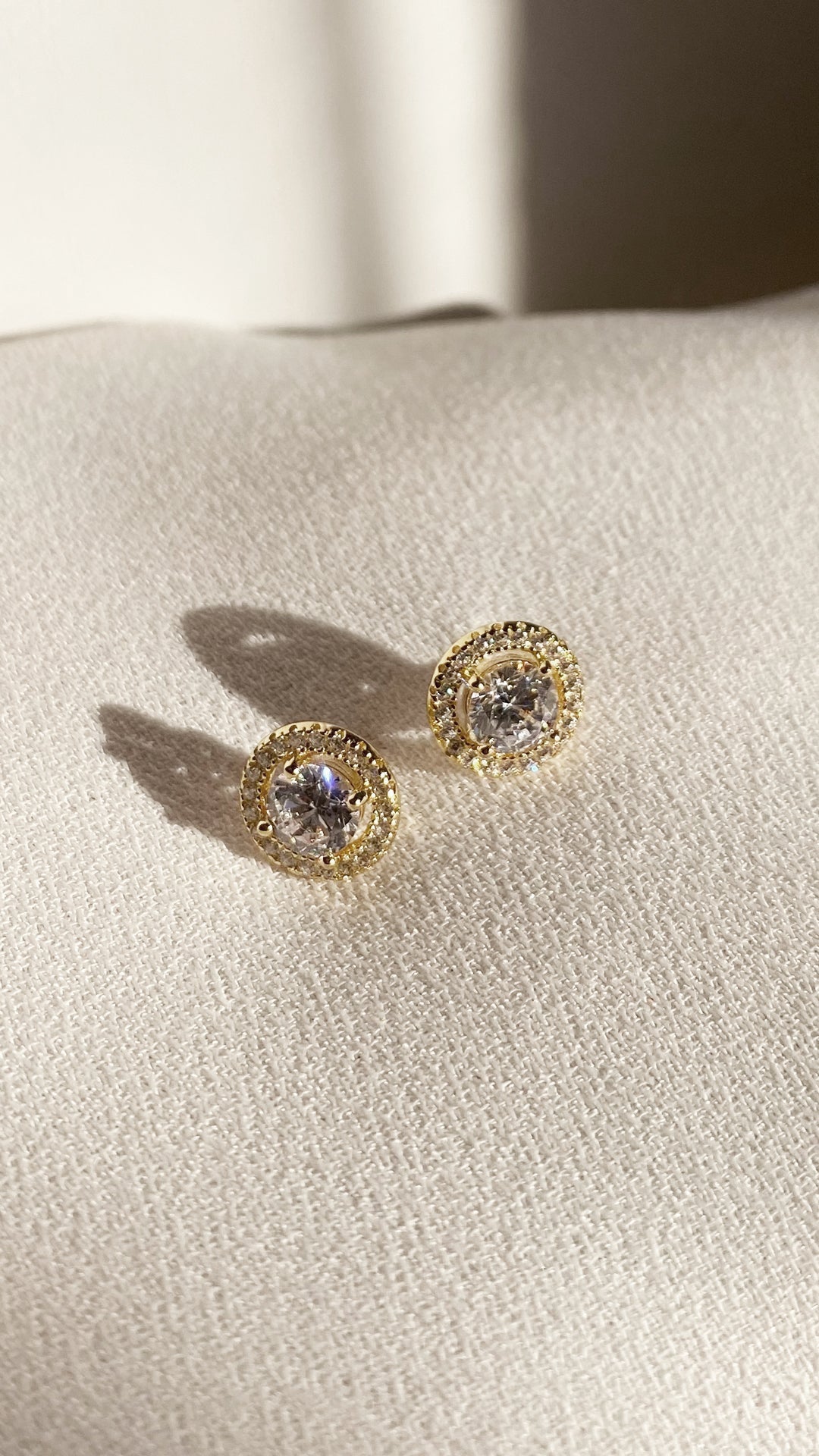 Gwen Stud Earrings Gold Vermeil