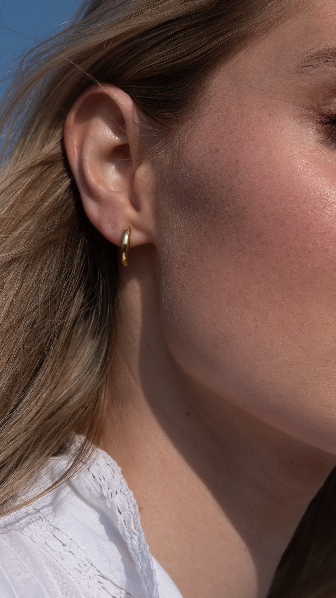 Haley Hoop Earrings Small Gold Vermeil