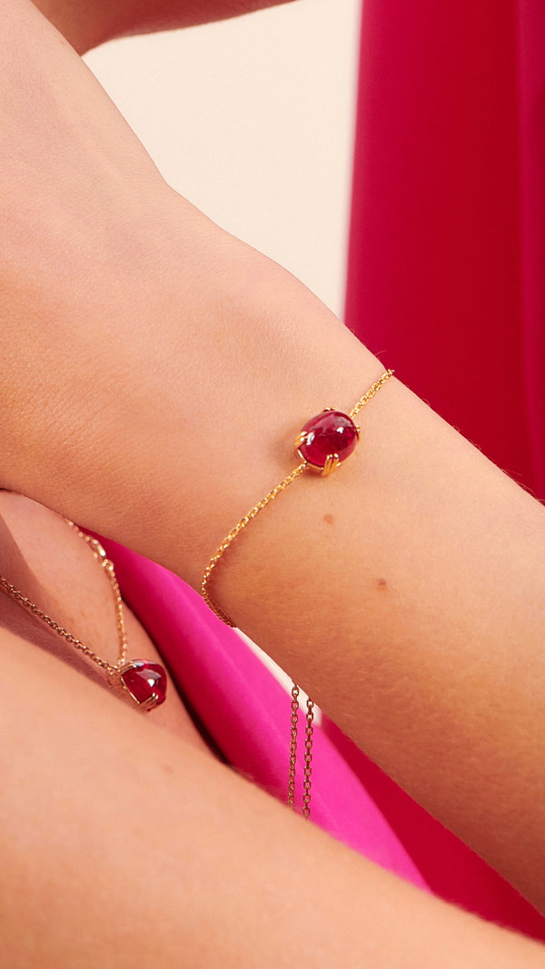 Lab-grown ruby cabochon gold vermeil slider bracelet for women from the sugardrop collection