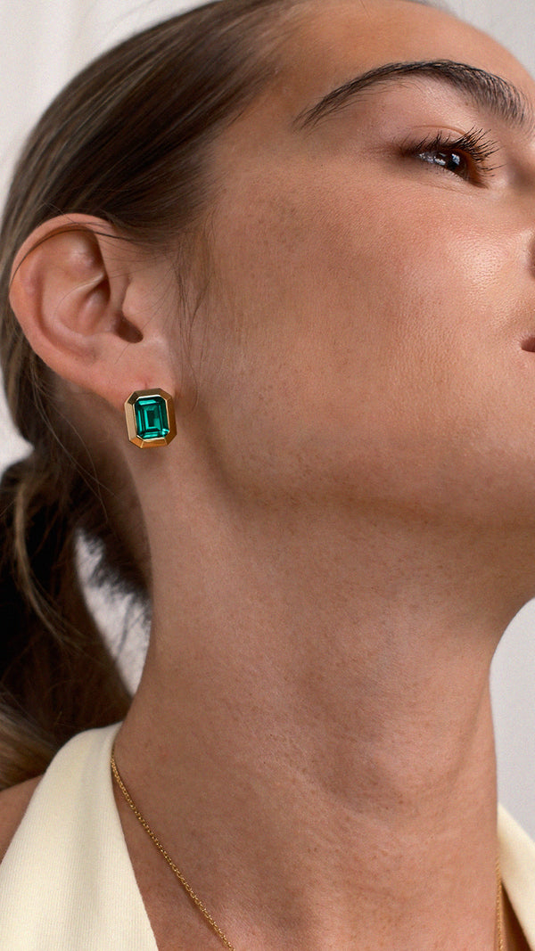 Lily stud earrings, deep green emerald in gold vermeil bezel