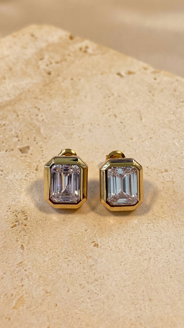 Lily Earrings Gold Vermeil