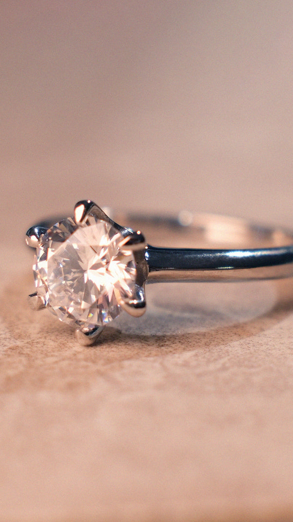 Maverick 1ct Solitaire White Gold