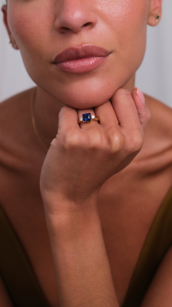 Olivia Ring 1.50ct Sapphire 18K Yellow Gold Sapphire