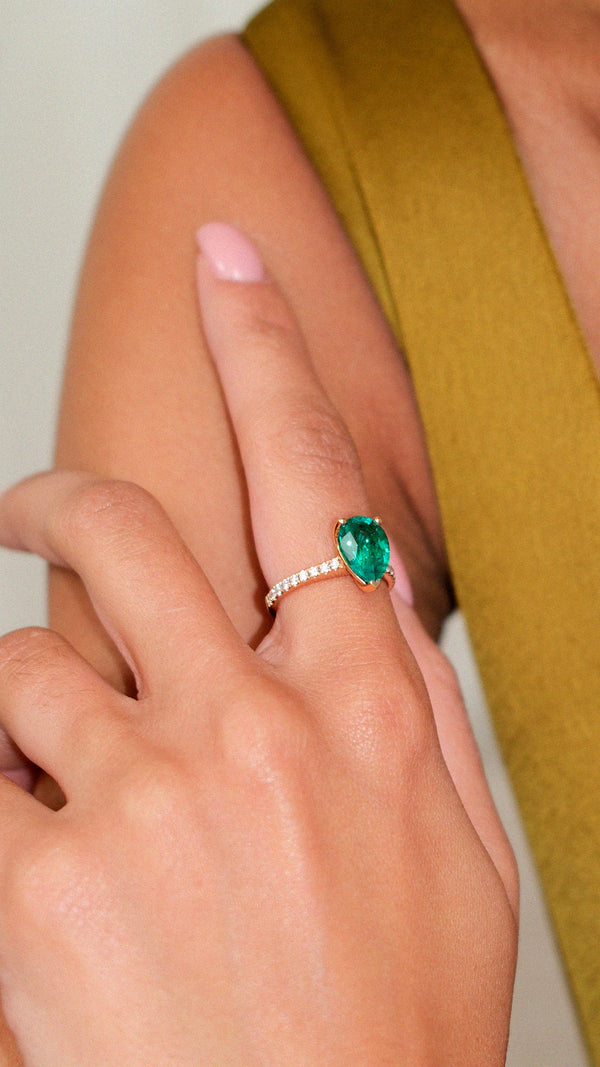 Ophelia Ring 2.00ct Emerald 18K Rose Gold