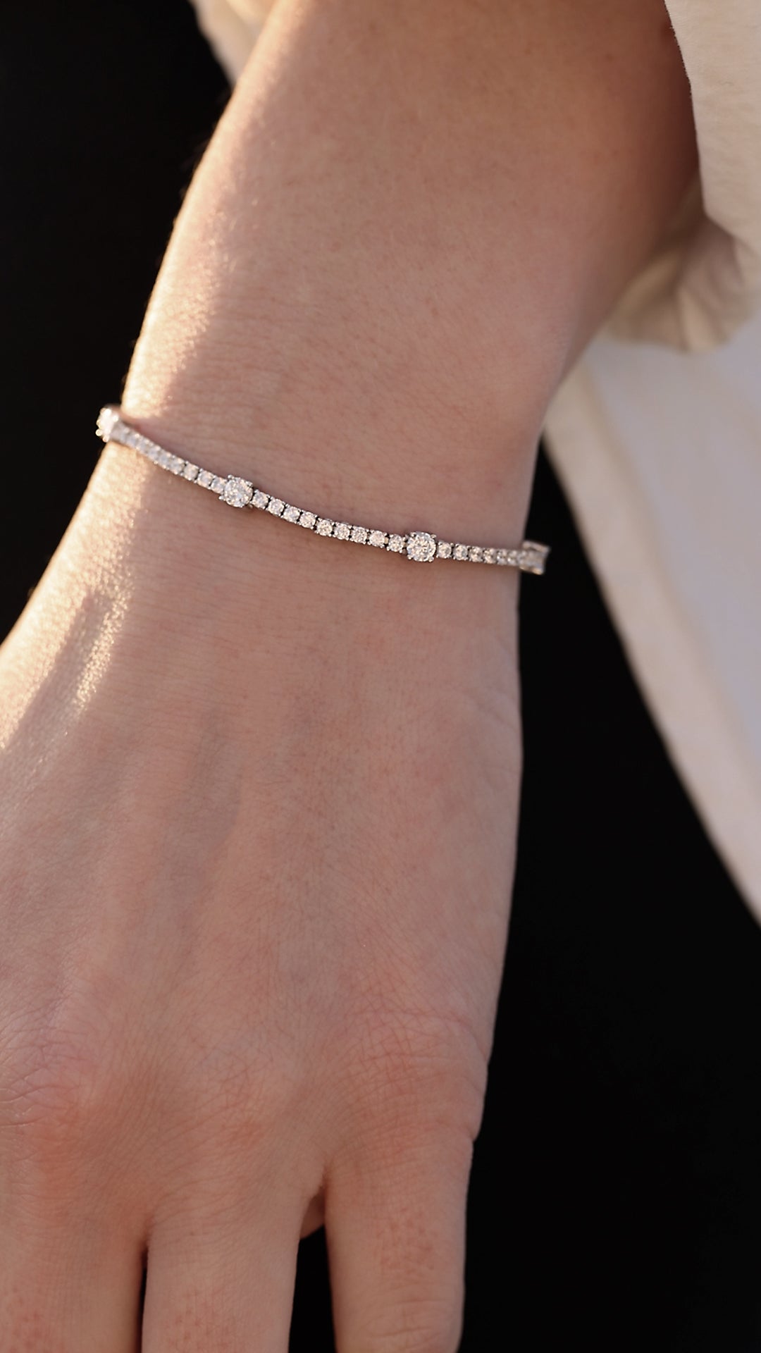 Phoebe Bracelet White Gold Plated