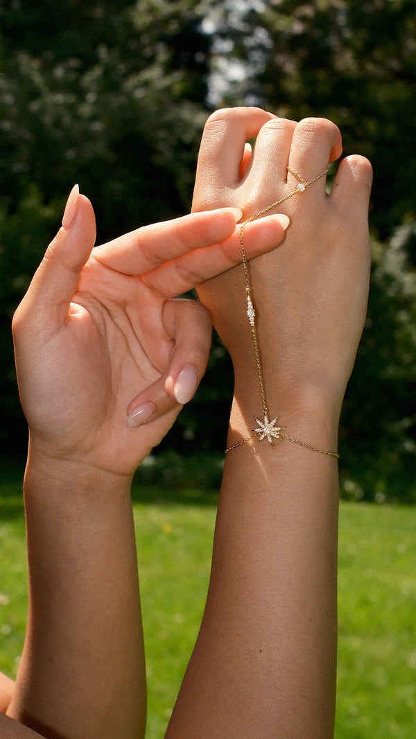 Rigel Hand Bracelet Gold Vermeil