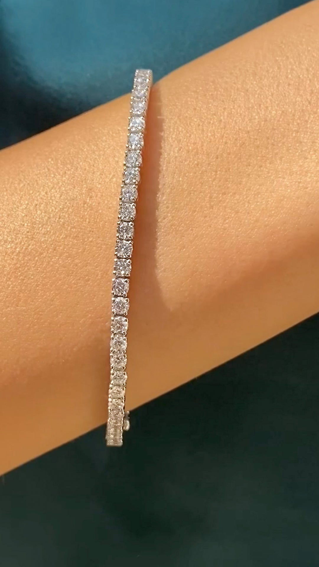 Vianne Round Prong Tennis Bracelet White Gold Plated