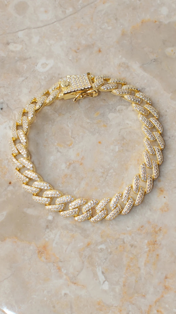 High-resolution detail of the Vida gold pavé bracelet statement piece.