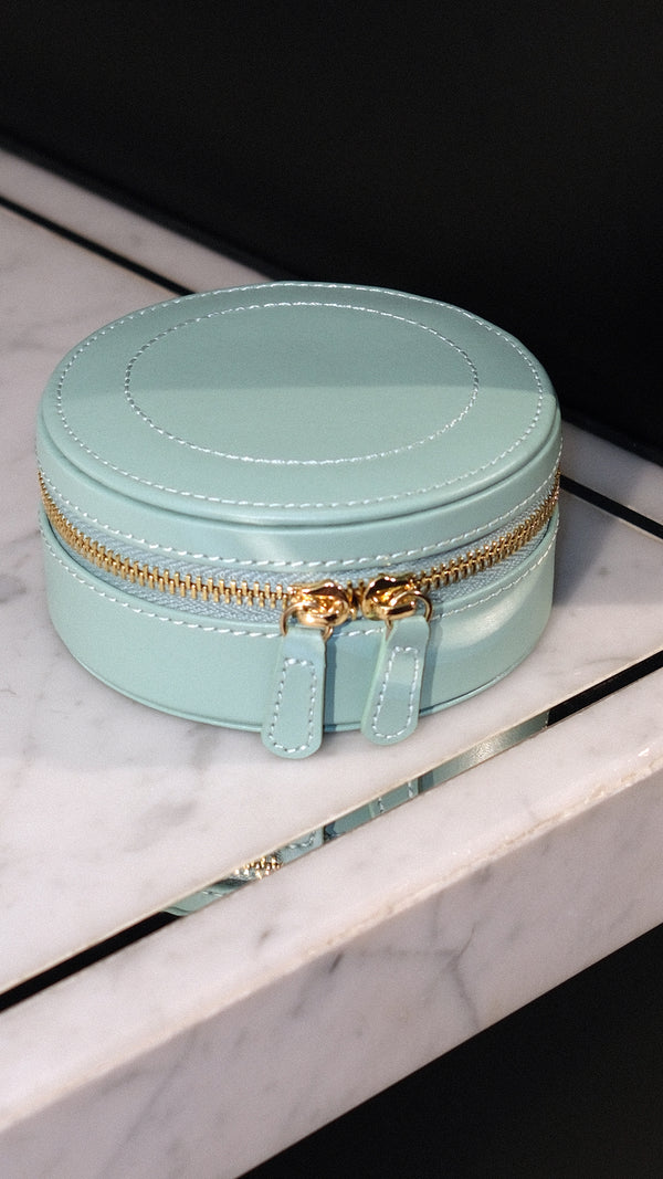 WOLF 1834 Sophia Round Zip Case