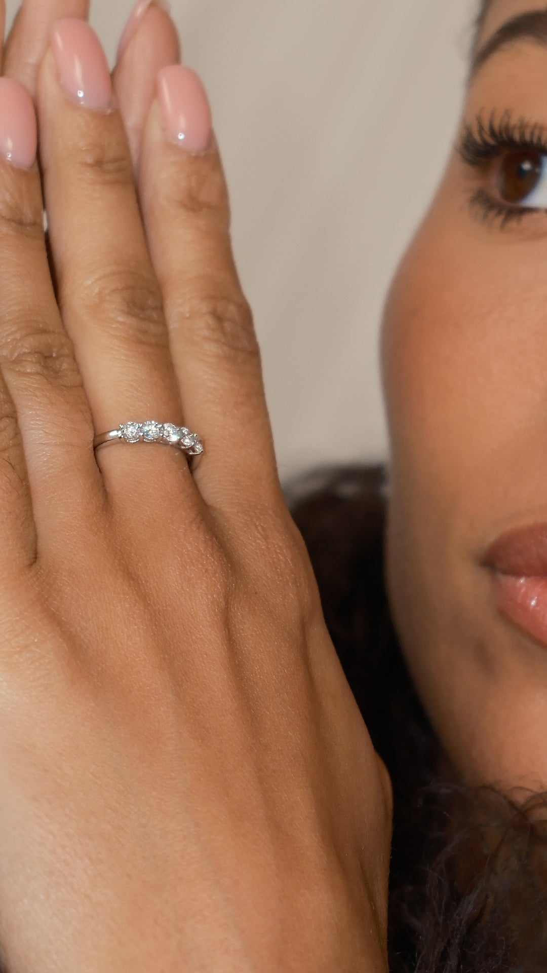 Wendy Diamond Ring 18K White Gold