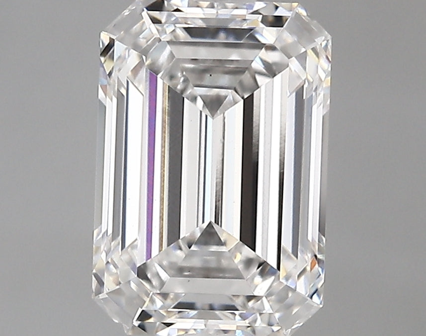 2.82 carat Emerald diamond Excellent cut E color VS1 clarity