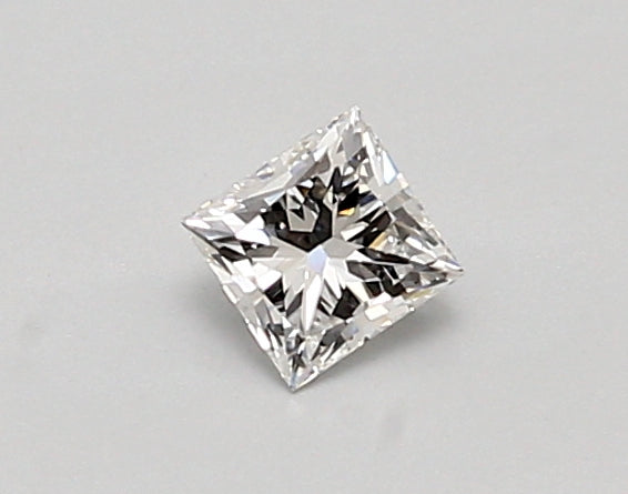 0.36 carat Princess diamond Very Good cut D color VVS2 clarity