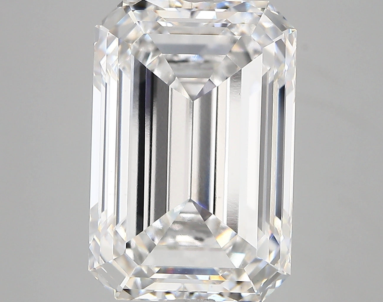 9.09 carat Emerald diamond Excellent cut E color VS1 clarity