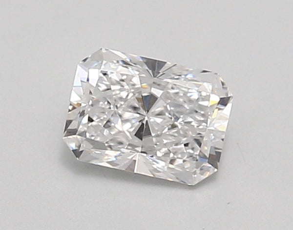 0.90 carat Radiant diamond Excellent cut D color VVS2 clarity