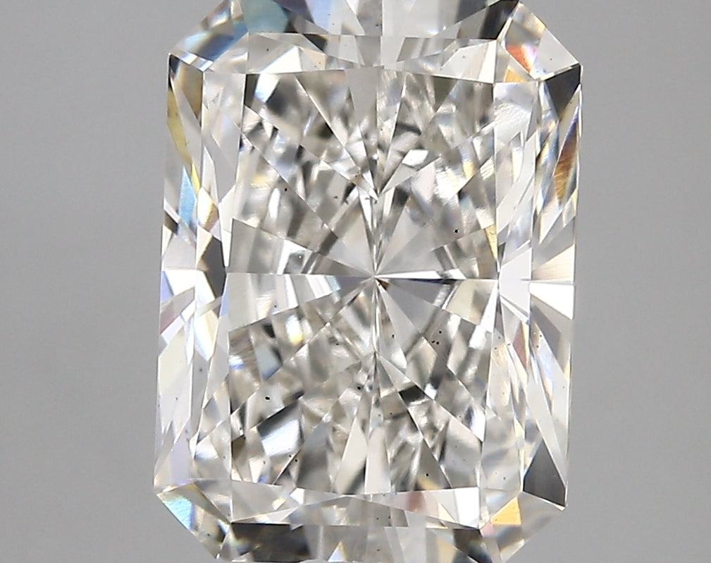 5.01 carat Radiant diamond Excellent cut G color VS2 clarity