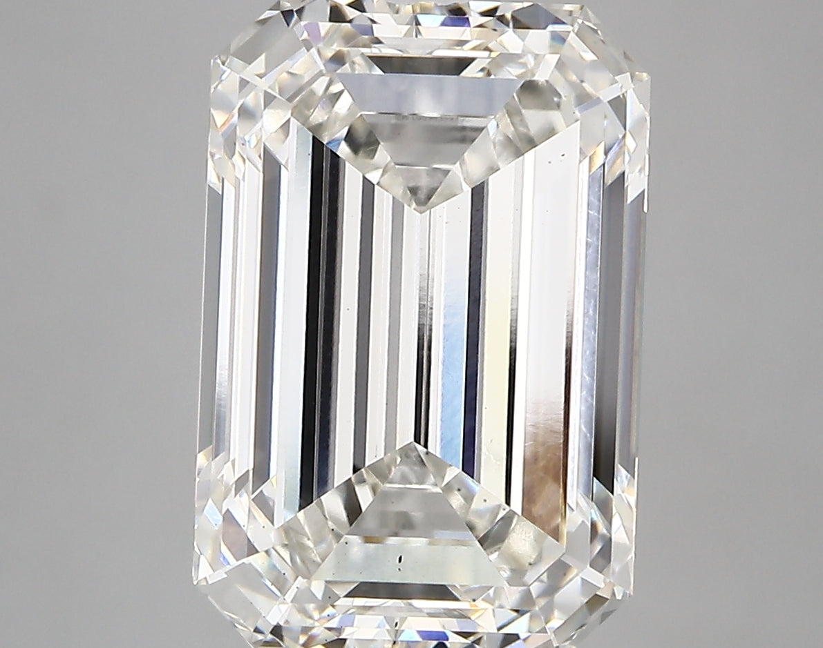 7.36 carat Emerald diamond Excellent cut H color VS2 clarity